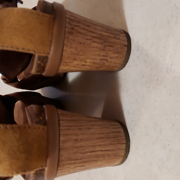 Dansko Dominique T-Straps Open Toe Clogs Size 6.5/7 - Picture 4 of 8